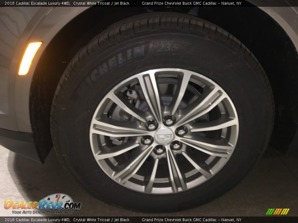2018 Cadillac Escalade Luxury 4WD Crystal White Tricoat / Jet Black Photo #10