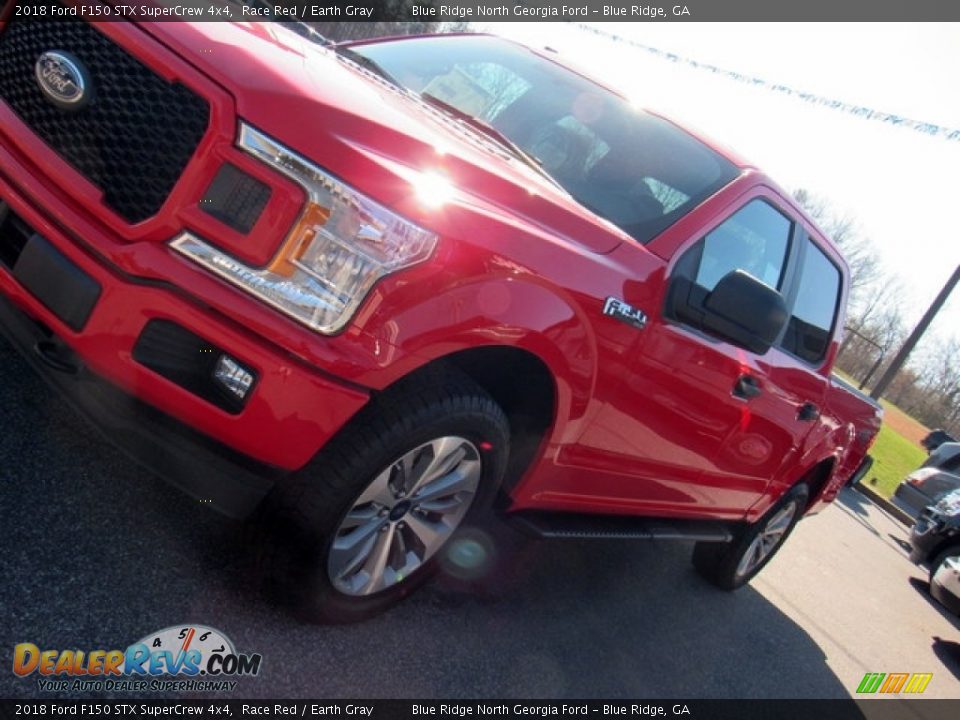 2018 Ford F150 STX SuperCrew 4x4 Race Red / Earth Gray Photo #28