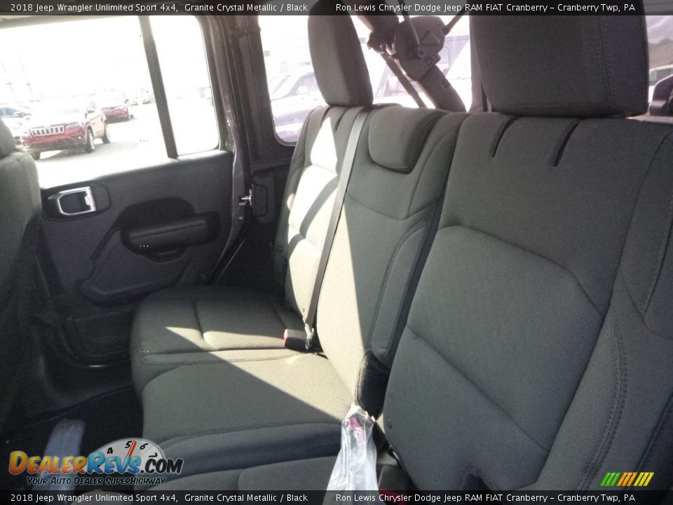 2018 Jeep Wrangler Unlimited Sport 4x4 Granite Crystal Metallic / Black Photo #12
