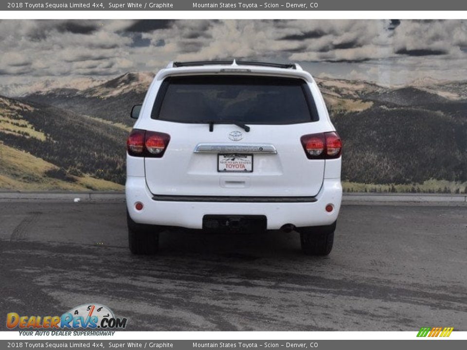 2018 Toyota Sequoia Limited 4x4 Super White / Graphite Photo #4