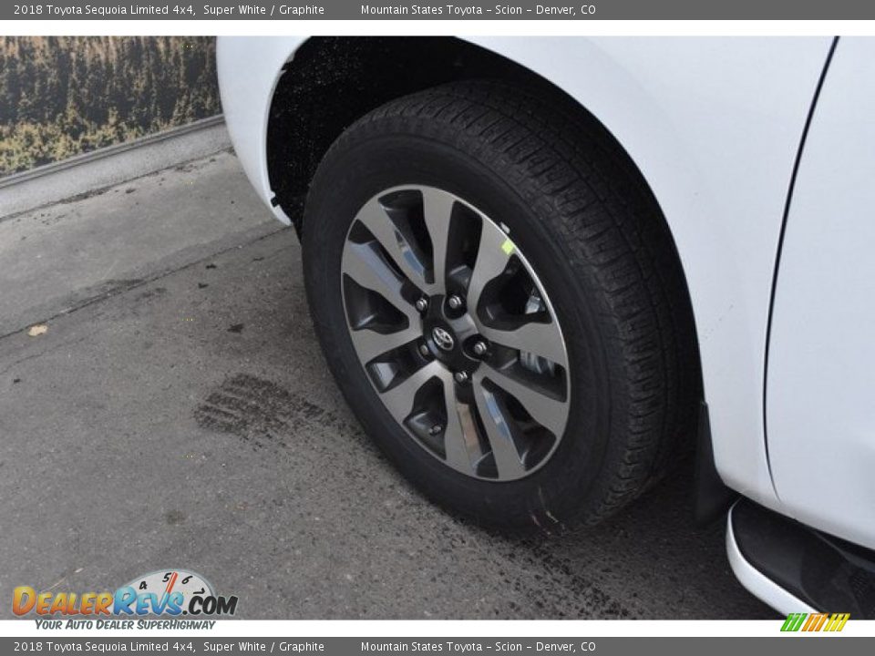 2018 Toyota Sequoia Limited 4x4 Super White / Graphite Photo #34
