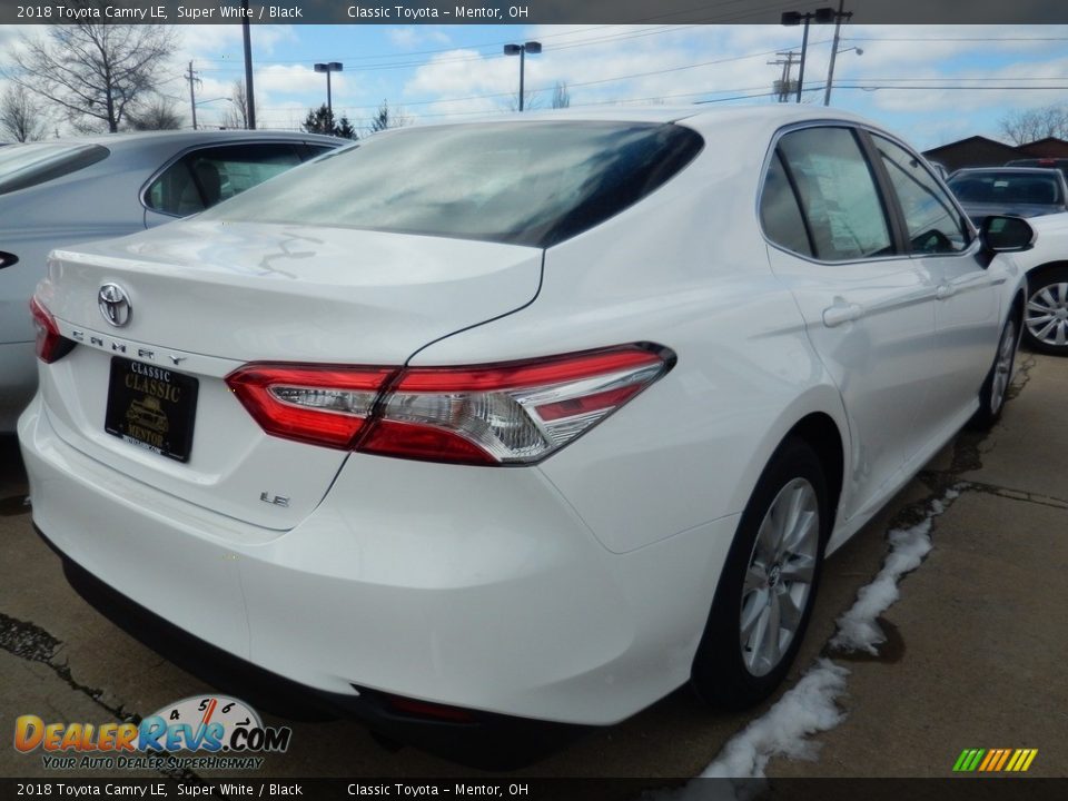 2018 Toyota Camry LE Super White / Black Photo #2