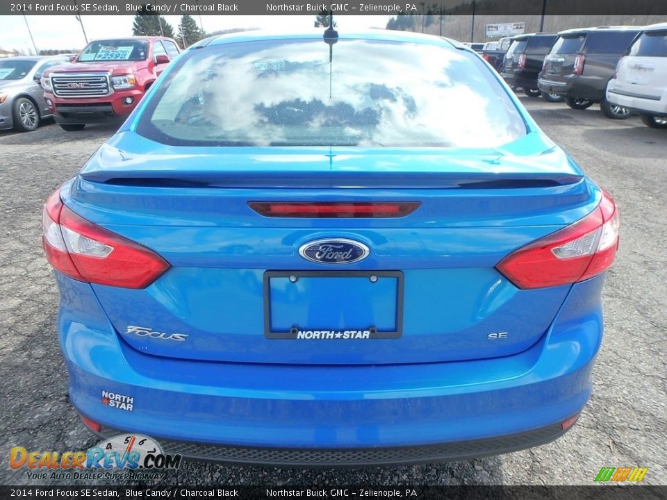 2014 Ford Focus SE Sedan Blue Candy / Charcoal Black Photo #10