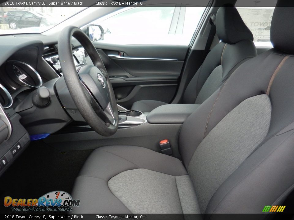 2018 Toyota Camry LE Super White / Black Photo #3