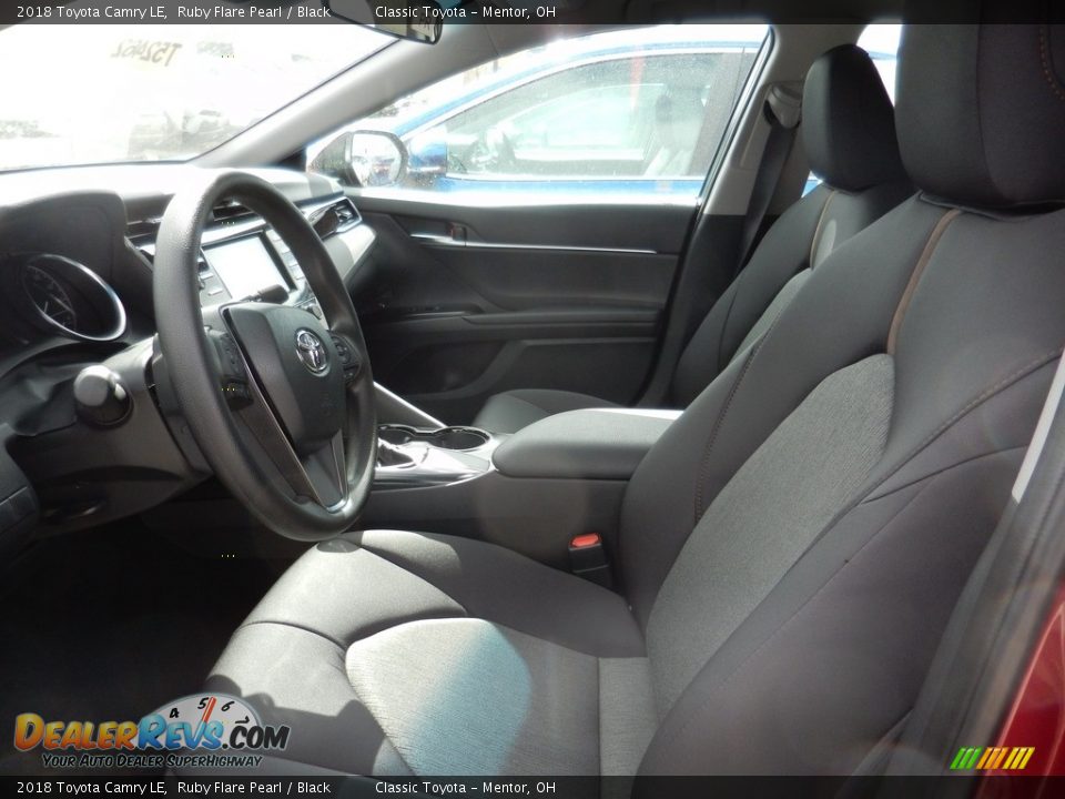 2018 Toyota Camry LE Ruby Flare Pearl / Black Photo #3