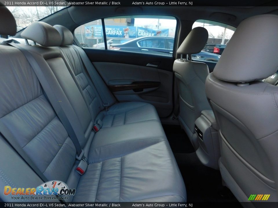 2011 Honda Accord EX-L V6 Sedan Alabaster Silver Metallic / Black Photo #25