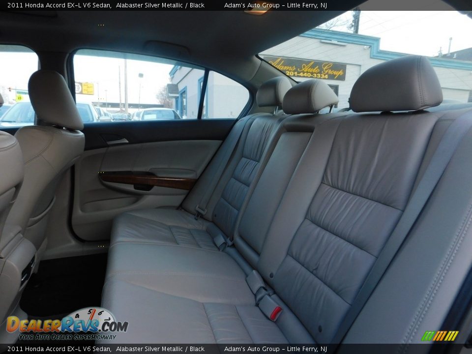 2011 Honda Accord EX-L V6 Sedan Alabaster Silver Metallic / Black Photo #30