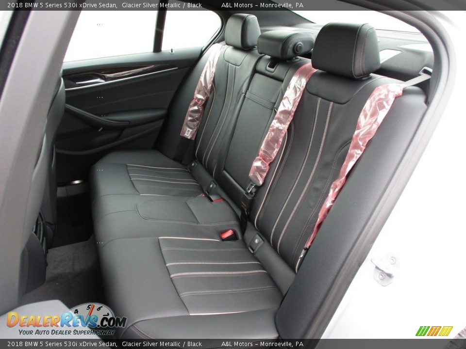 2018 BMW 5 Series 530i xDrive Sedan Glacier Silver Metallic / Black Photo #11