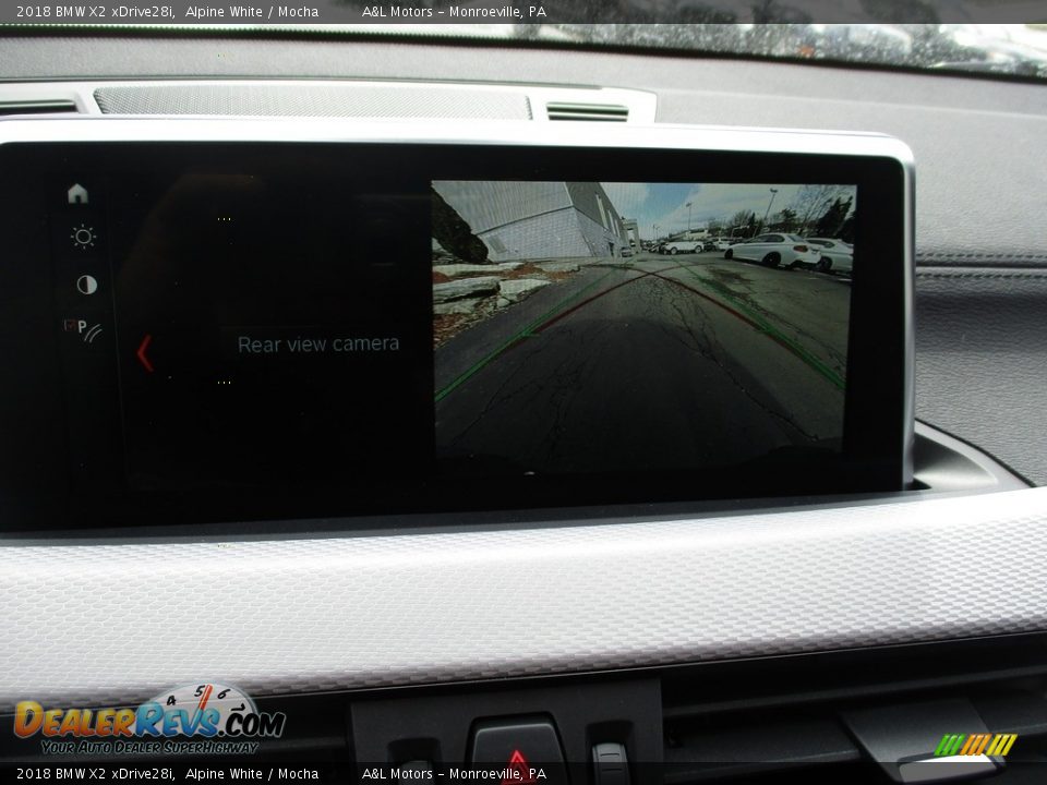 2018 BMW X2 xDrive28i Alpine White / Mocha Photo #16