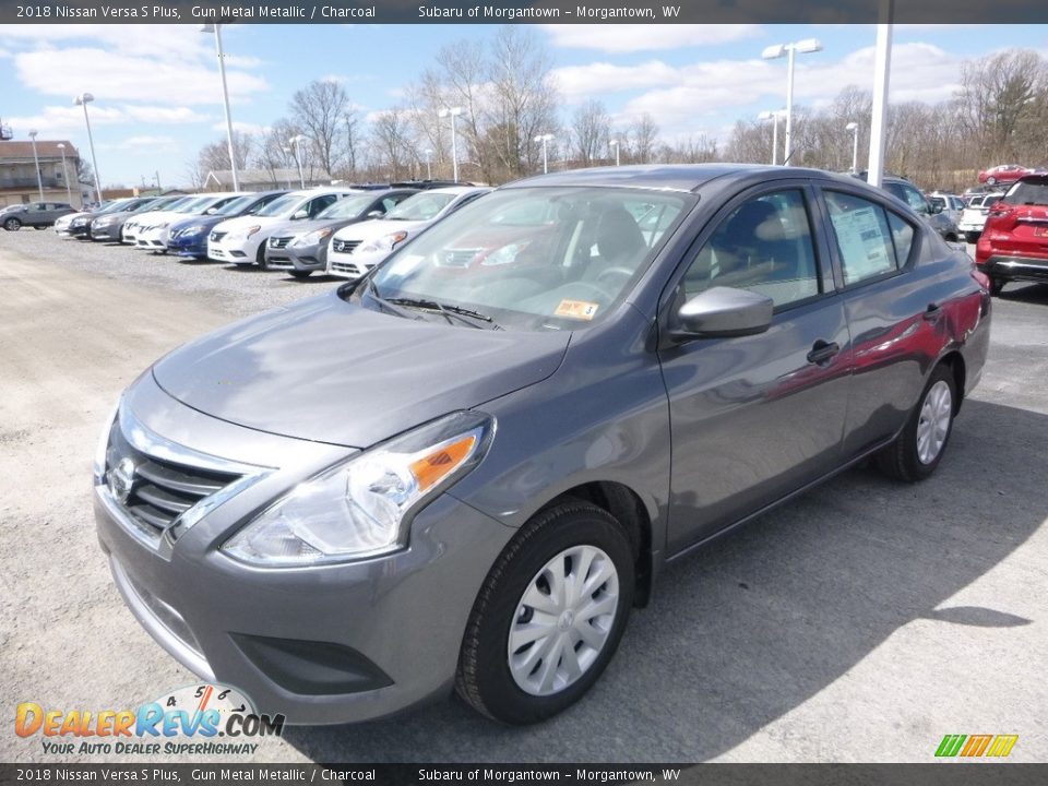 2018 Nissan Versa S Plus Gun Metal Metallic / Charcoal Photo #8