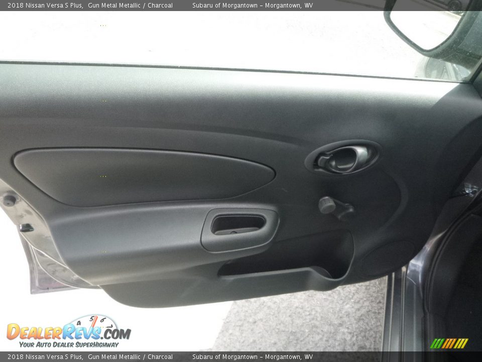 2018 Nissan Versa S Plus Gun Metal Metallic / Charcoal Photo #14