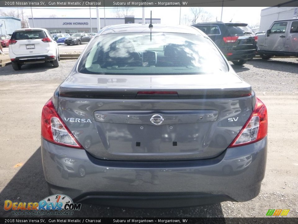 2018 Nissan Versa SV Gun Metal Metallic / Charcoal Photo #5
