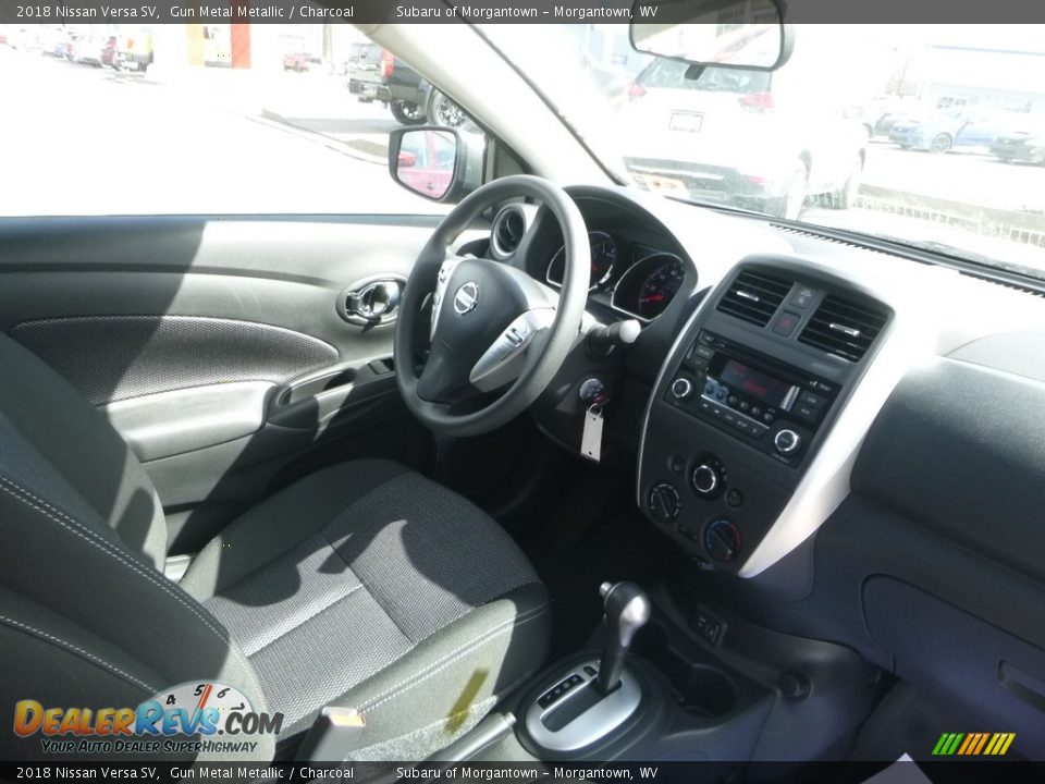2018 Nissan Versa SV Gun Metal Metallic / Charcoal Photo #12