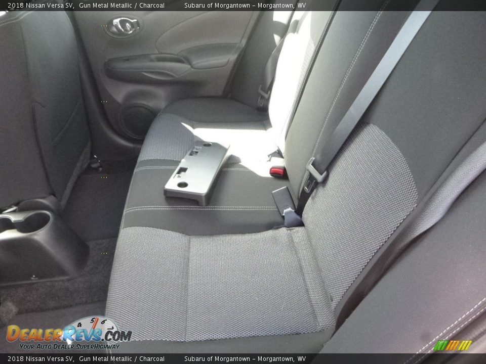 2018 Nissan Versa SV Gun Metal Metallic / Charcoal Photo #13