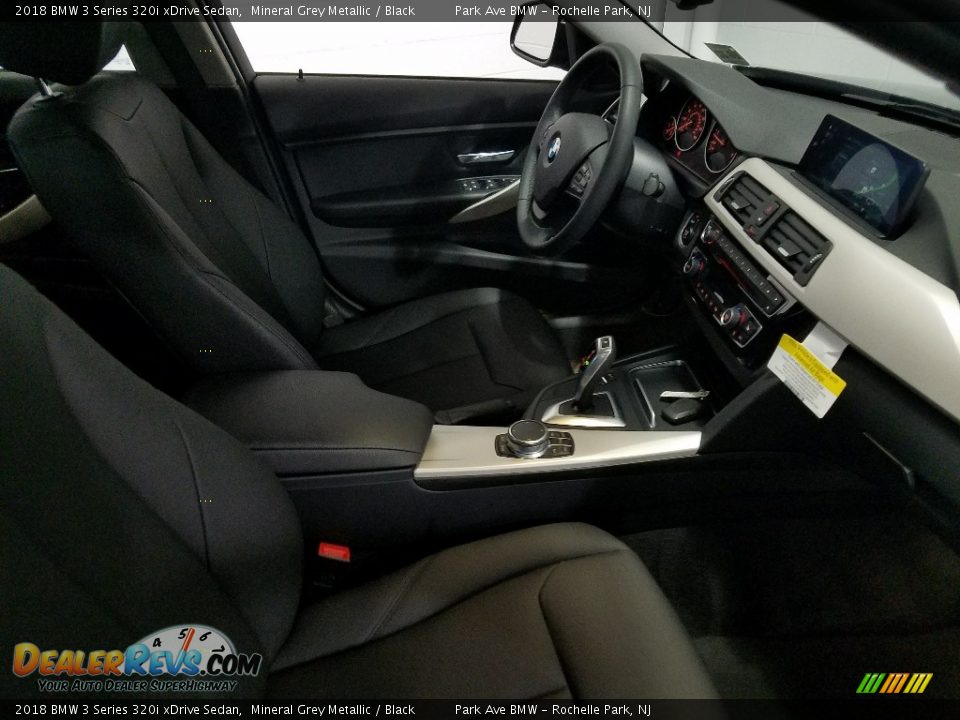 2018 BMW 3 Series 320i xDrive Sedan Mineral Grey Metallic / Black Photo #10