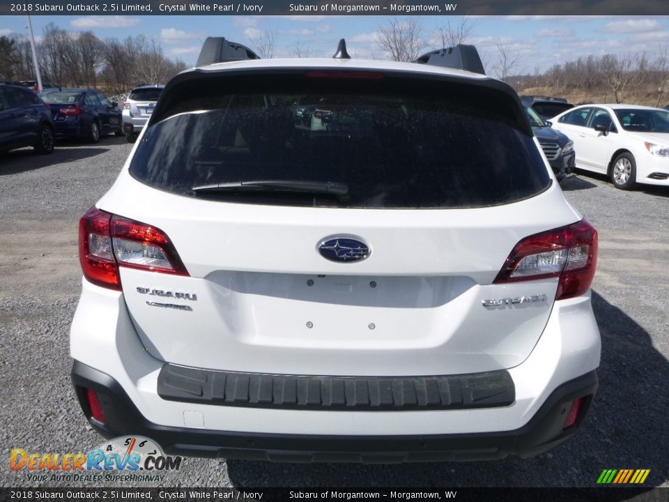 2018 Subaru Outback 2.5i Limited Crystal White Pearl / Ivory Photo #5
