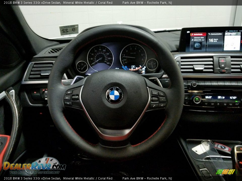 2018 BMW 3 Series 330i xDrive Sedan Mineral White Metallic / Coral Red Photo #21