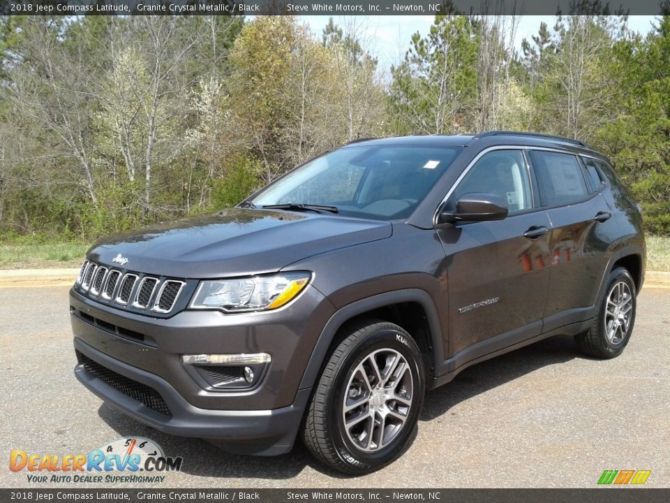 2018 Jeep Compass Latitude Granite Crystal Metallic / Black Photo #2