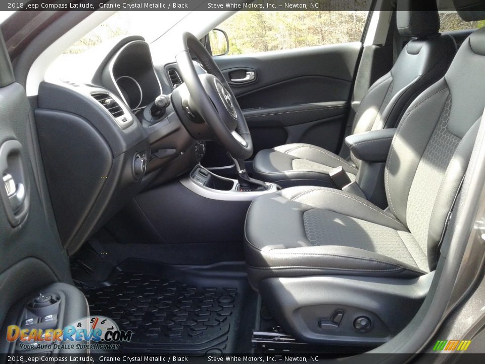 2018 Jeep Compass Latitude Granite Crystal Metallic / Black Photo #10