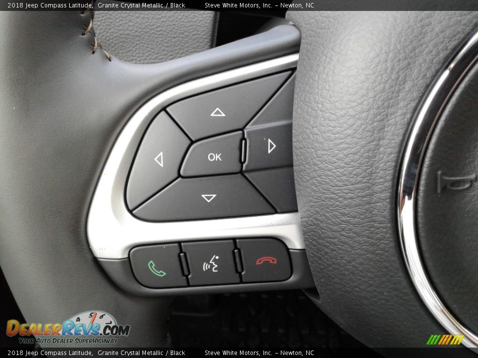 2018 Jeep Compass Latitude Granite Crystal Metallic / Black Photo #16