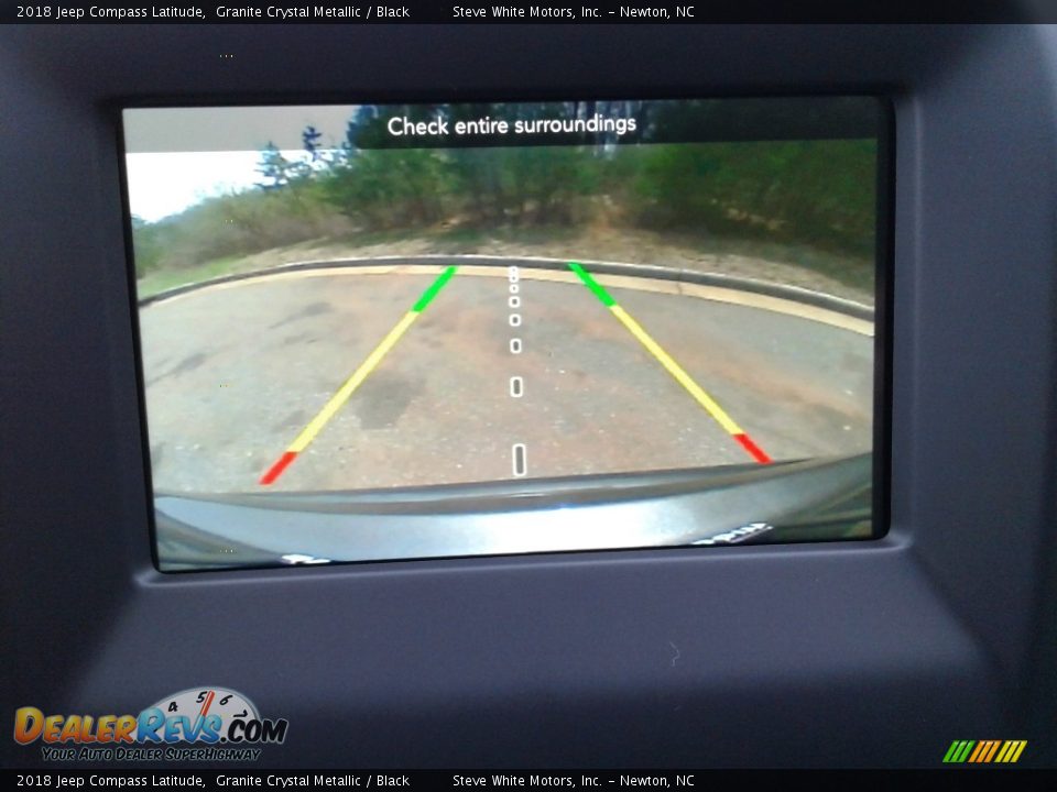 2018 Jeep Compass Latitude Granite Crystal Metallic / Black Photo #26