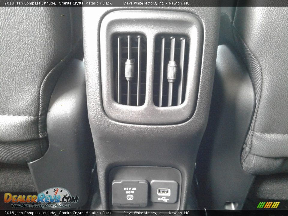 2018 Jeep Compass Latitude Granite Crystal Metallic / Black Photo #29