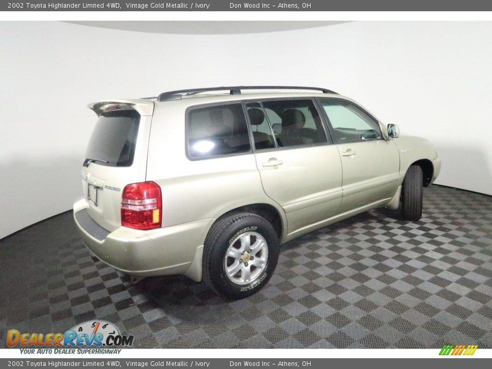 2002 Toyota Highlander Limited 4WD Vintage Gold Metallic / Ivory Photo #13