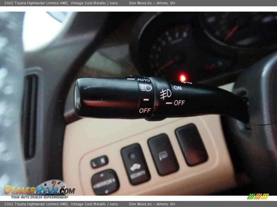 2002 Toyota Highlander Limited 4WD Vintage Gold Metallic / Ivory Photo #28