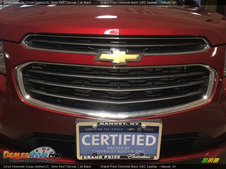 2016 Chevrolet Cruze Limited LT Siren Red Tintcoat / Jet Black Photo #9