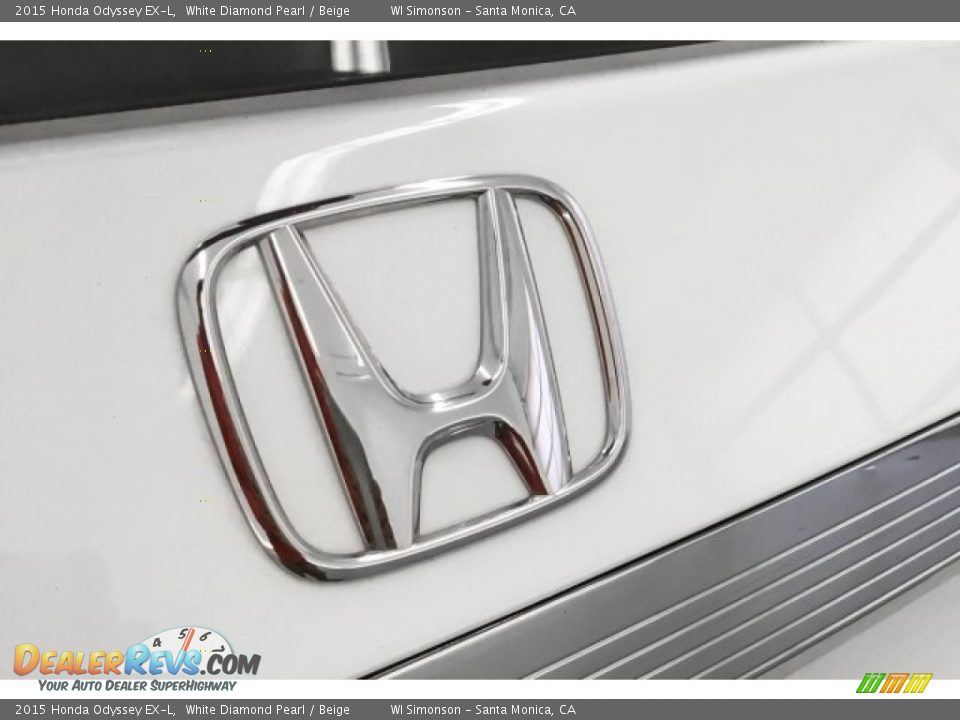 2015 Honda Odyssey EX-L White Diamond Pearl / Beige Photo #26