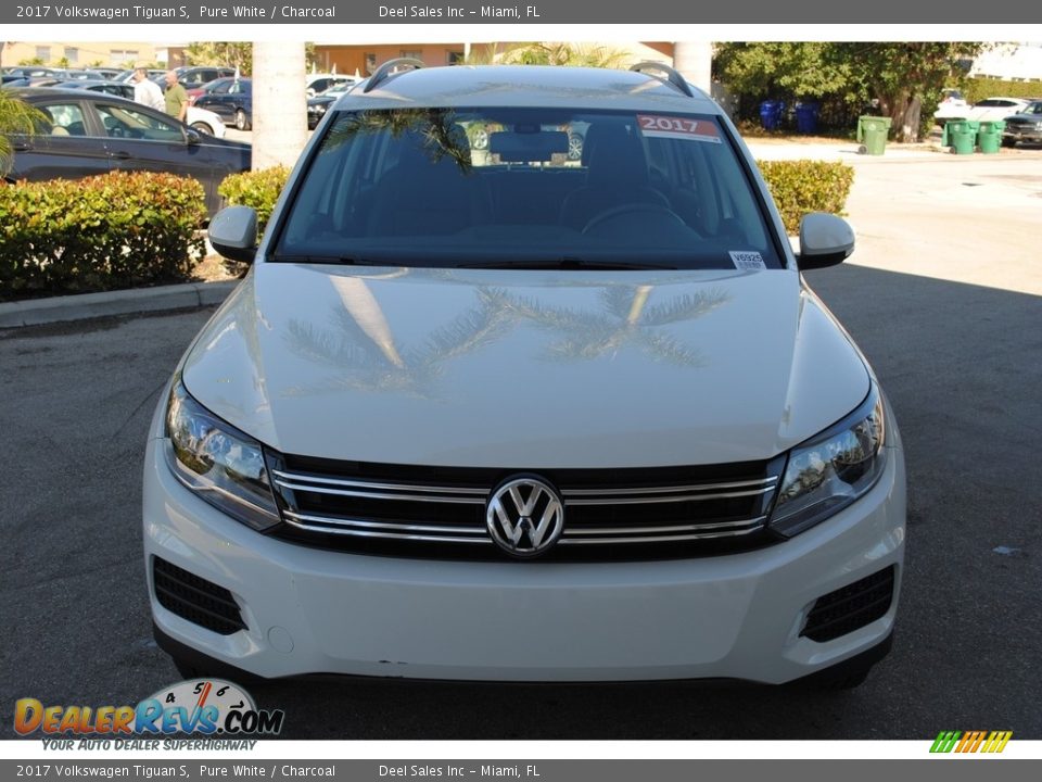 2017 Volkswagen Tiguan S Pure White / Charcoal Photo #3