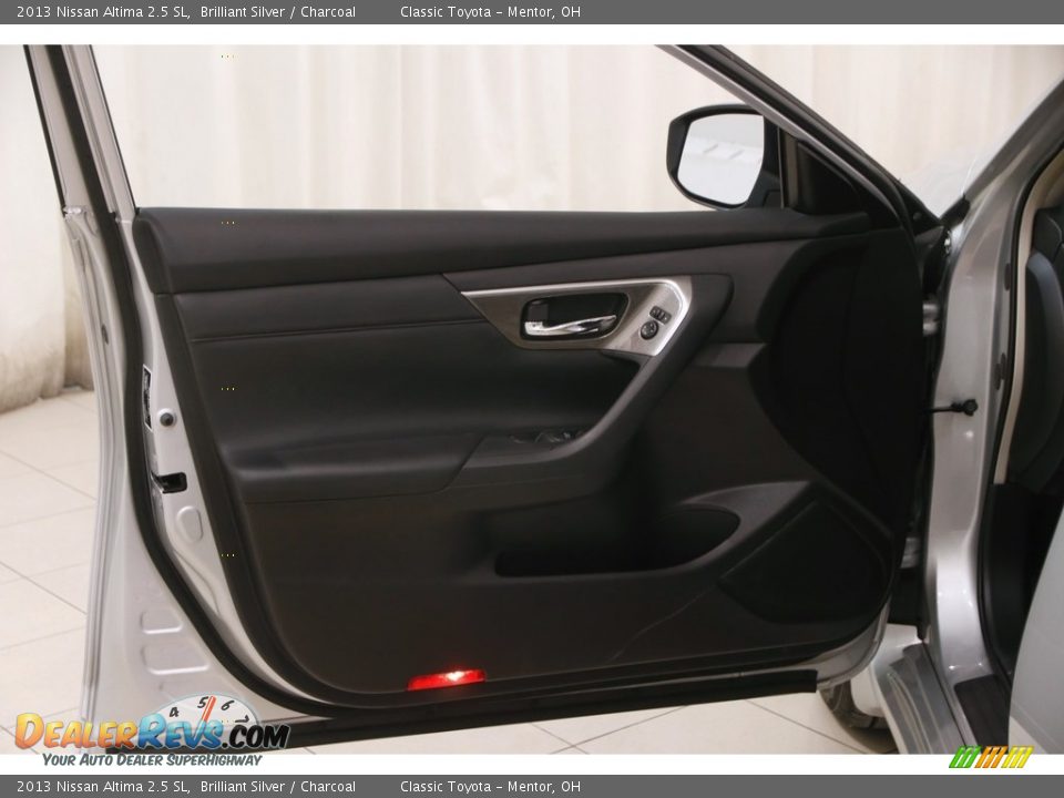 2013 Nissan Altima 2.5 SL Brilliant Silver / Charcoal Photo #4
