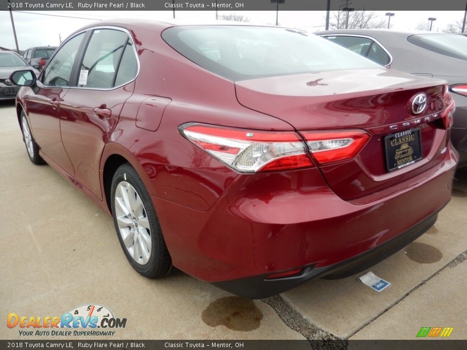 2018 Toyota Camry LE Ruby Flare Pearl / Black Photo #2