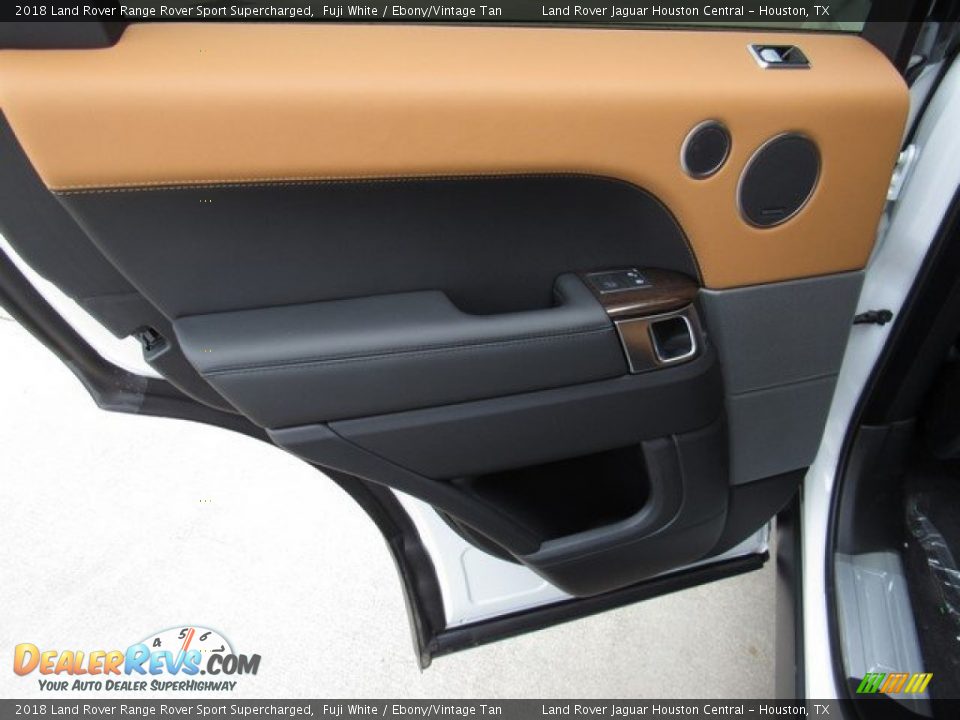 Door Panel of 2018 Land Rover Range Rover Sport Supercharged Photo #24