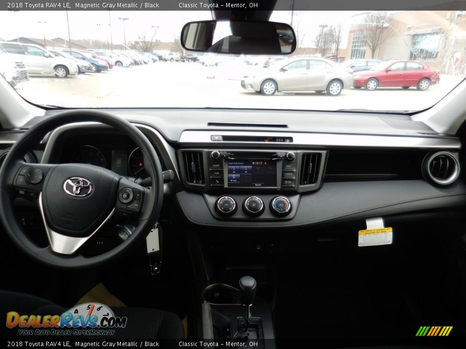 2018 Toyota RAV4 LE Magnetic Gray Metallic / Black Photo #5