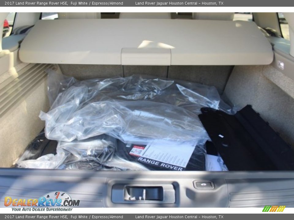 2017 Land Rover Range Rover HSE Fuji White / Espresso/Almond Photo #33