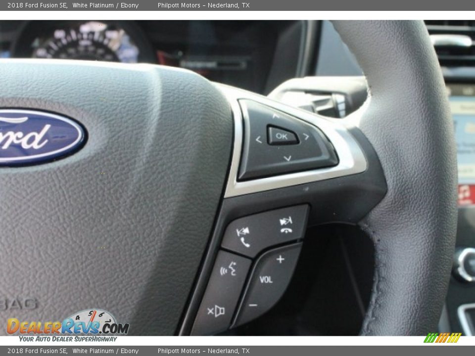 2018 Ford Fusion SE White Platinum / Ebony Photo #22