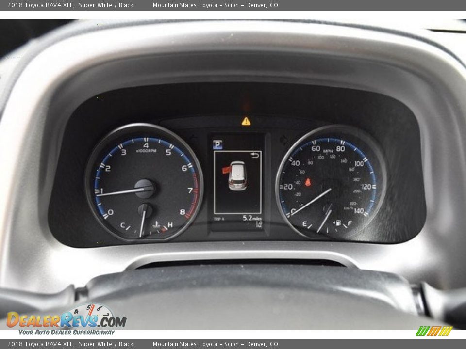 2018 Toyota RAV4 XLE Super White / Black Photo #29