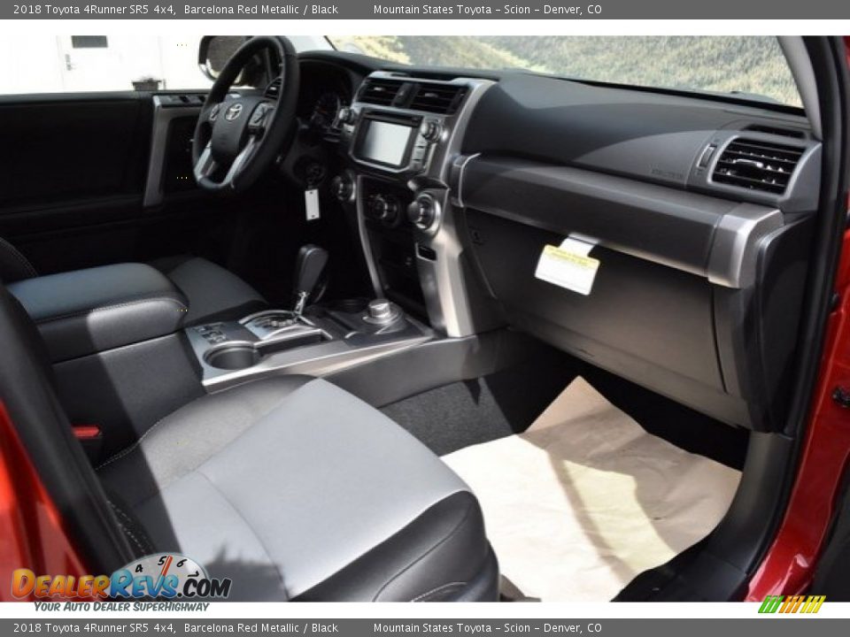 2018 Toyota 4Runner SR5 4x4 Barcelona Red Metallic / Black Photo #11