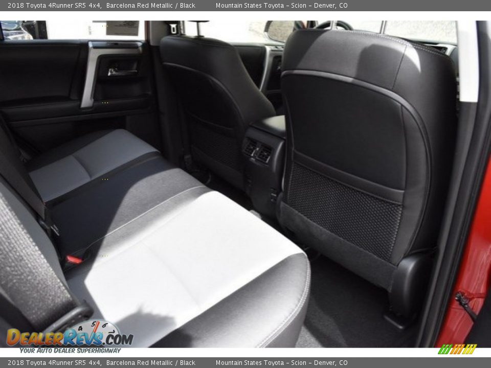 2018 Toyota 4Runner SR5 4x4 Barcelona Red Metallic / Black Photo #17