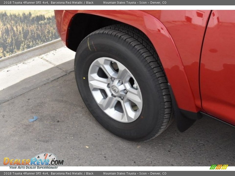 2018 Toyota 4Runner SR5 4x4 Barcelona Red Metallic / Black Photo #32