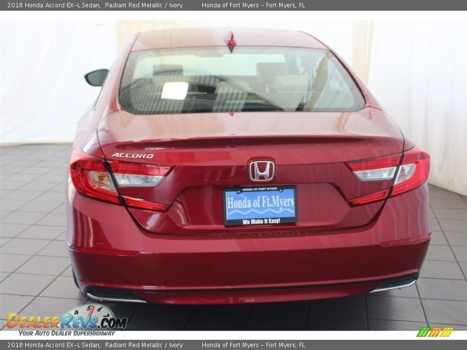 2018 Honda Accord EX-L Sedan Radiant Red Metallic / Ivory Photo #8