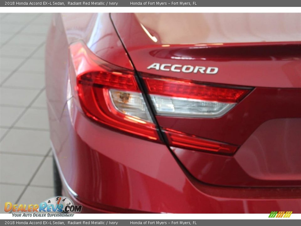 2018 Honda Accord EX-L Sedan Radiant Red Metallic / Ivory Photo #9