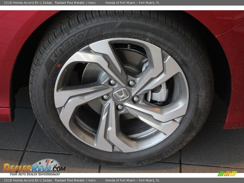 2018 Honda Accord EX-L Sedan Radiant Red Metallic / Ivory Photo #10