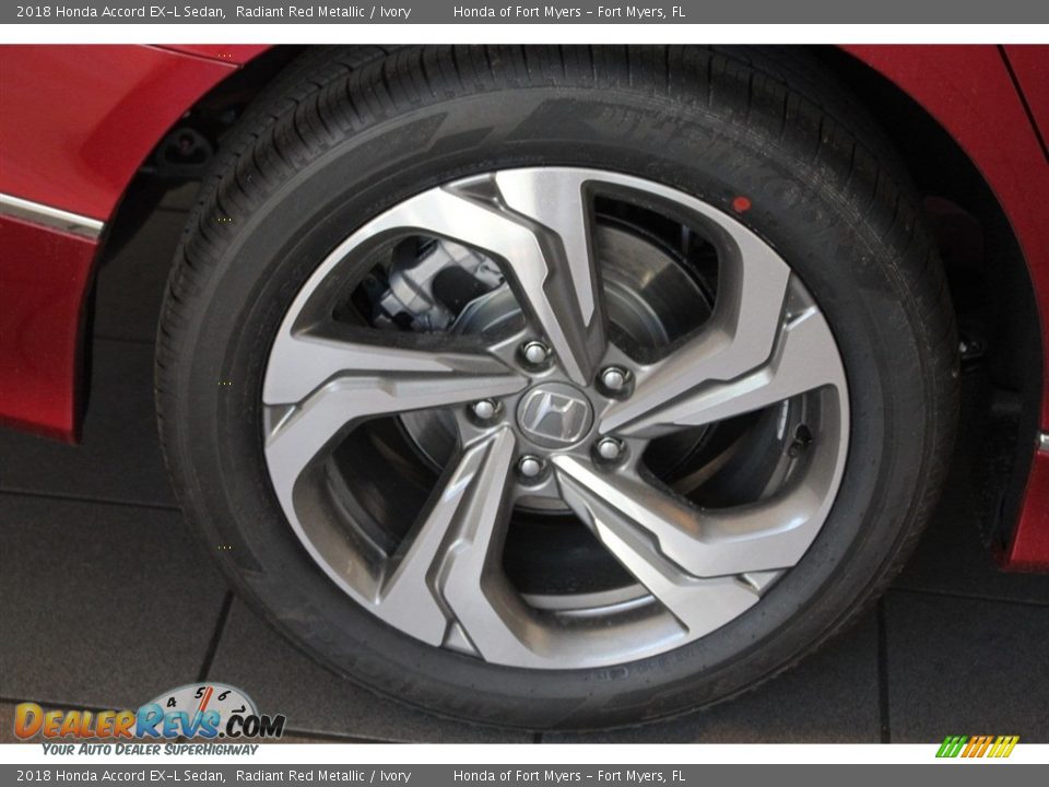 2018 Honda Accord EX-L Sedan Radiant Red Metallic / Ivory Photo #11