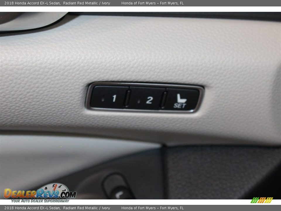 2018 Honda Accord EX-L Sedan Radiant Red Metallic / Ivory Photo #15