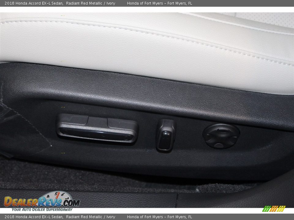 2018 Honda Accord EX-L Sedan Radiant Red Metallic / Ivory Photo #20