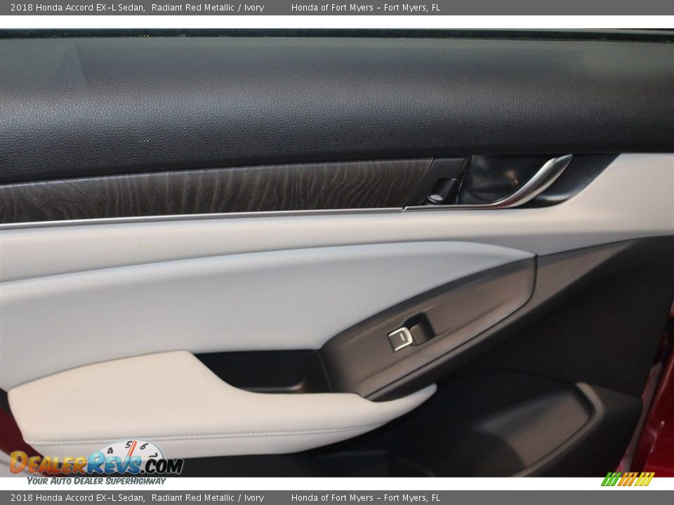 2018 Honda Accord EX-L Sedan Radiant Red Metallic / Ivory Photo #33
