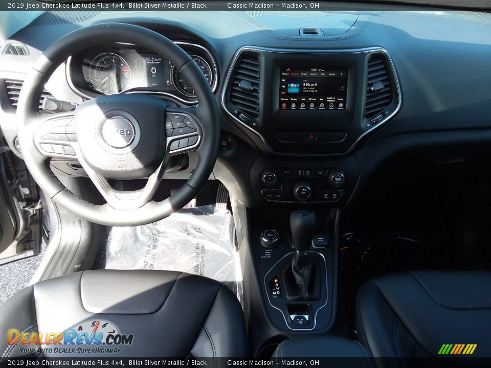 2019 Jeep Cherokee Latitude Plus 4x4 Billet Silver Metallic / Black Photo #4