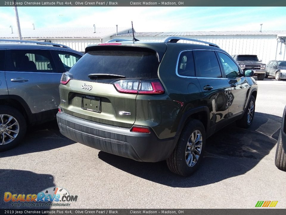 2019 Jeep Cherokee Latitude Plus 4x4 Olive Green Pearl / Black Photo #3